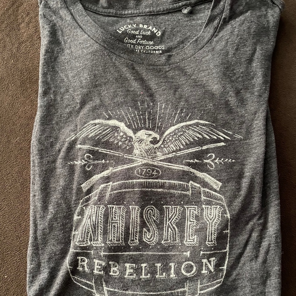 Lucky Brand T-Shirt